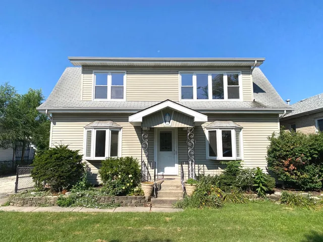 $1,775 | 4916 South Lorel Avenue, Unit 1, Chicago, IL 60638