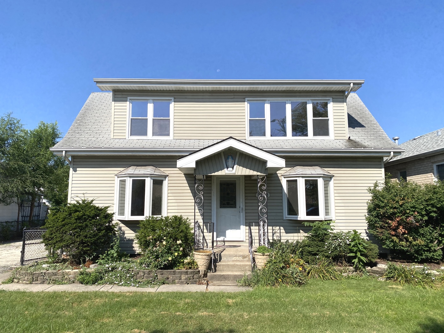 4916 South Lorel Avenue, Unit 1 Chicago, IL 60638 - Photo 1 of 10