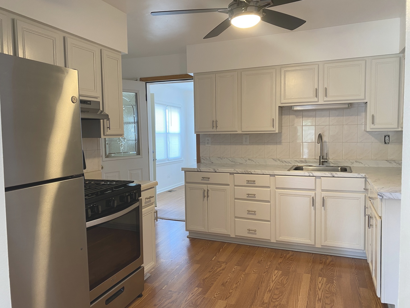 4916 South Lorel Avenue, Unit 1 Chicago, IL 60638 - Photo 5 of 10