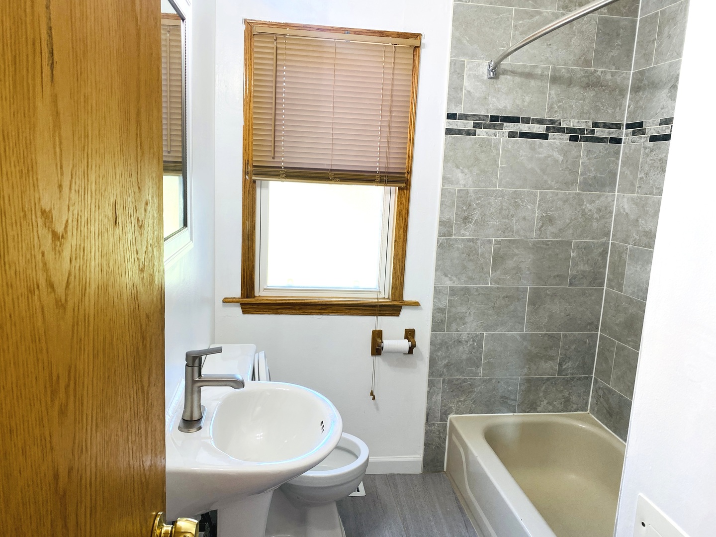 4916 South Lorel Avenue, Unit 1 Chicago, IL 60638 - Photo 6 of 10