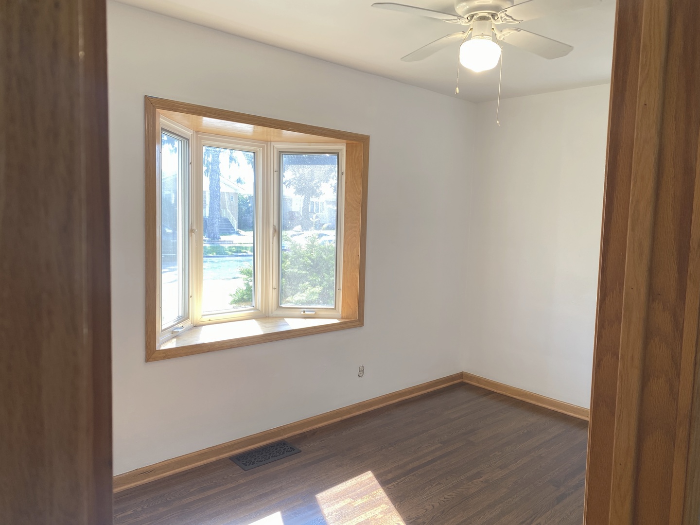 4916 South Lorel Avenue, Unit 1 Chicago, IL 60638 - Photo 8 of 10