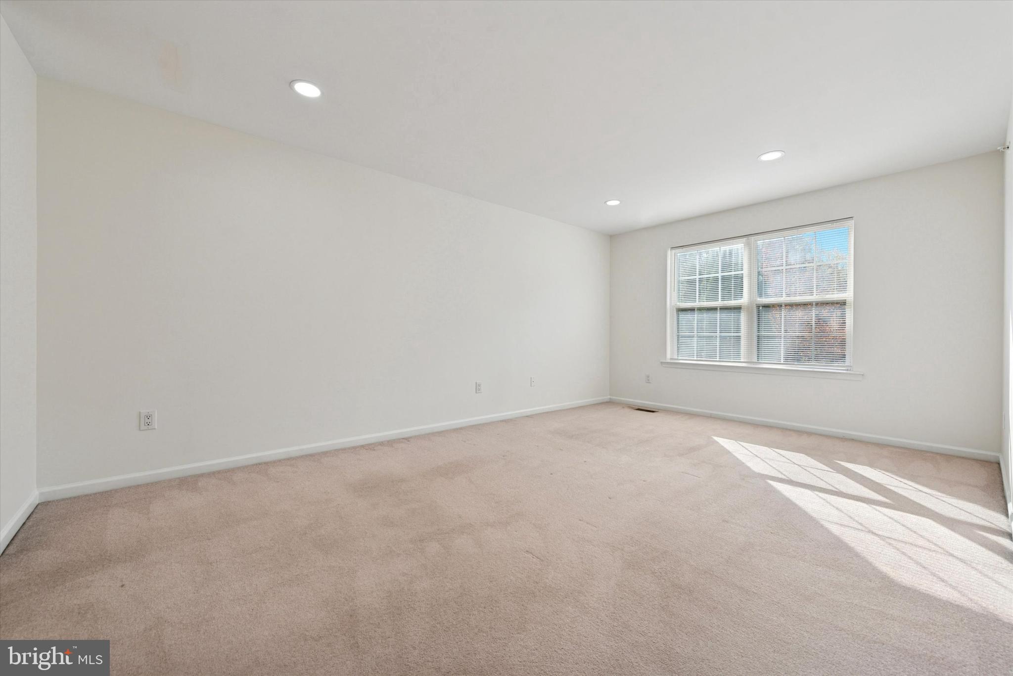 69 Granite Lane Chester Springs, PA 19425 - Photo 12 of 25 an empty room with windows