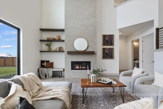 $999,900 | 8603 West Happy Day Drive, Unit RAINIER, Meridian, ID 83646