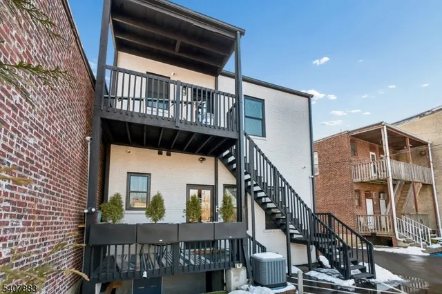 $2,500 | 266 Morris Avenue, Unit 2, Springfield, NJ 07081