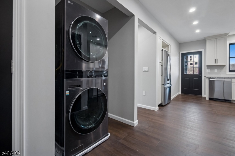 266 Morris Avenue, Unit 2 Springfield, NJ 07081 - Photo 8 of 23