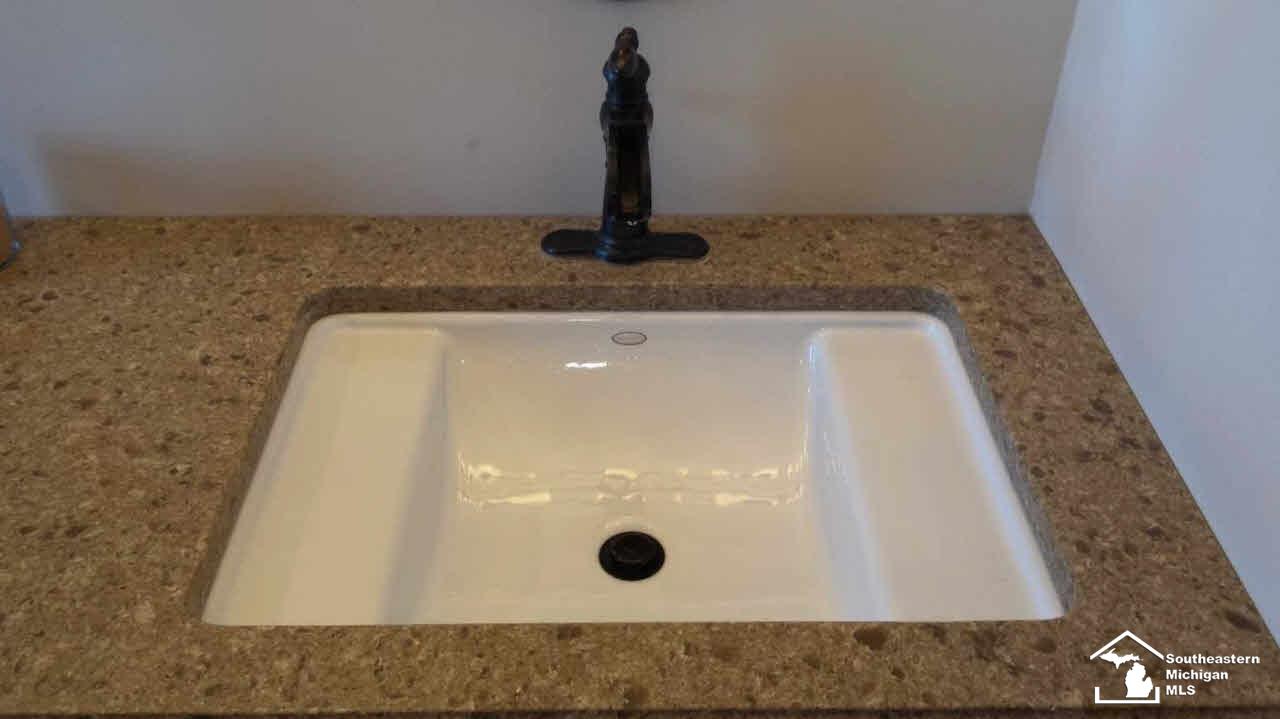 4876 Mortar Creek Road Monroe, MI 48161 - Photo 12 of 23 Master Bath