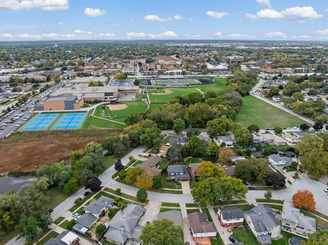 $399,900 | 10624 Lawler Avenue, Oak Lawn, IL 60453