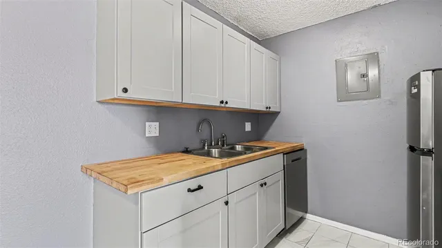 $139,900 | 10211 Ura Lane, Unit 205, Thornton, CO 80260