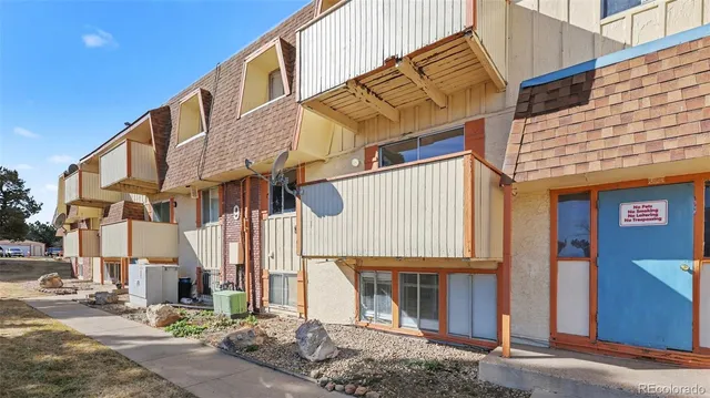 $139,900 | 10211 Ura Lane, Unit 205, Thornton, CO 80260