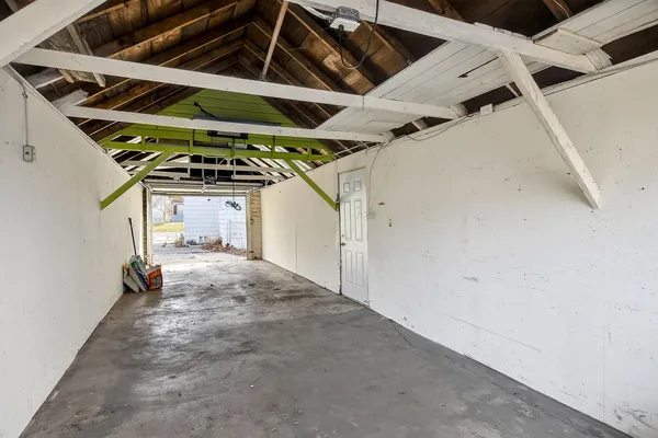 a view of a garage room