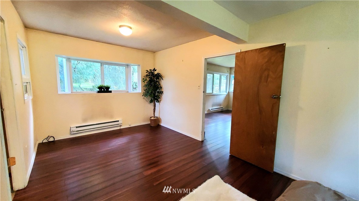 4146 Mayvolt Road Southeast Port Orchard, WA 98366 - Photo 7 of 20 Gallery Image 7