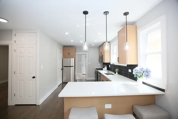$549,000 | 2955 North Lotus Avenue, Chicago, IL 60641