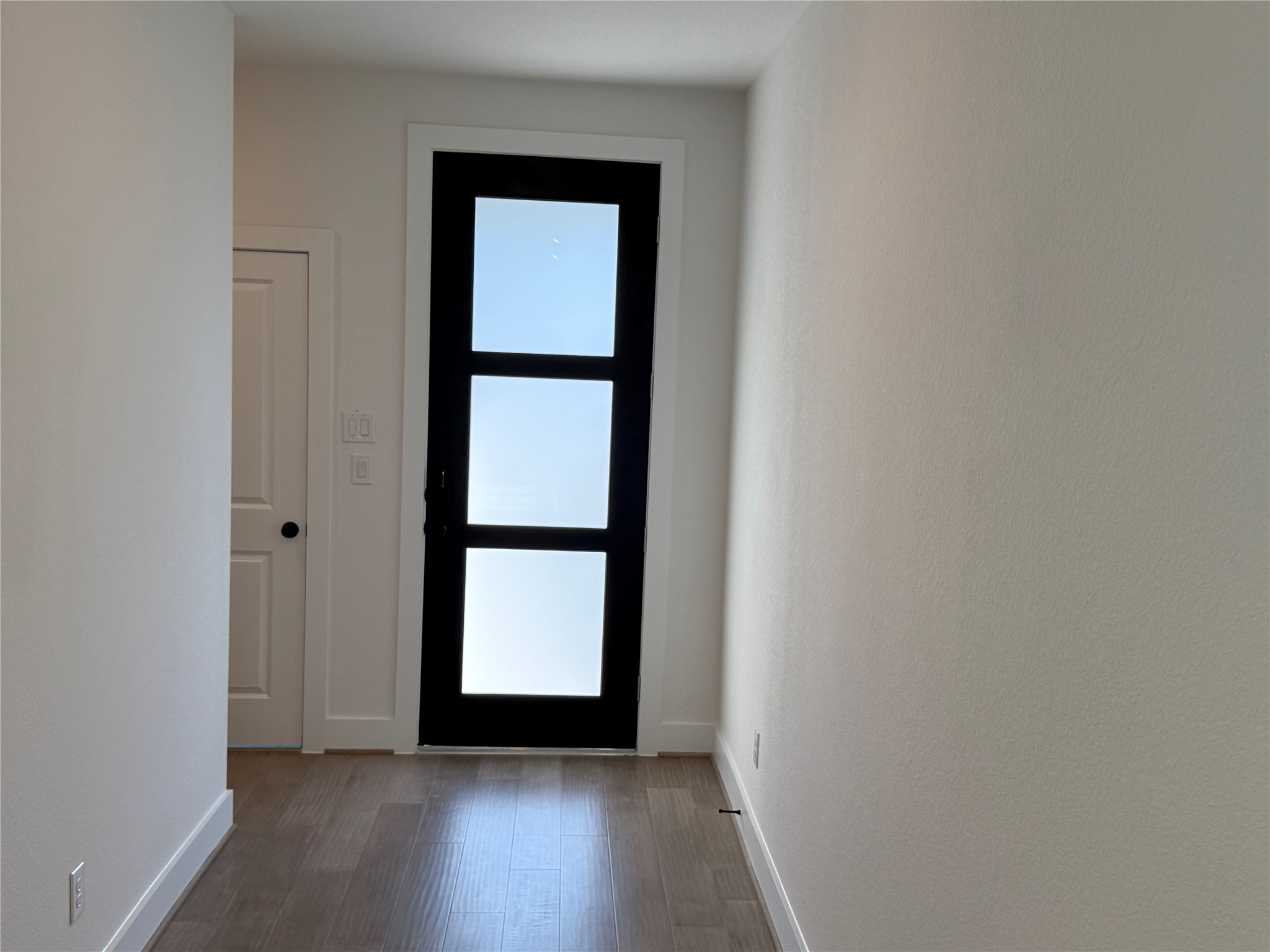 5111 Getty Lane Manvel, TX 77578 - Photo 12 of 38 a view of an empty room and window