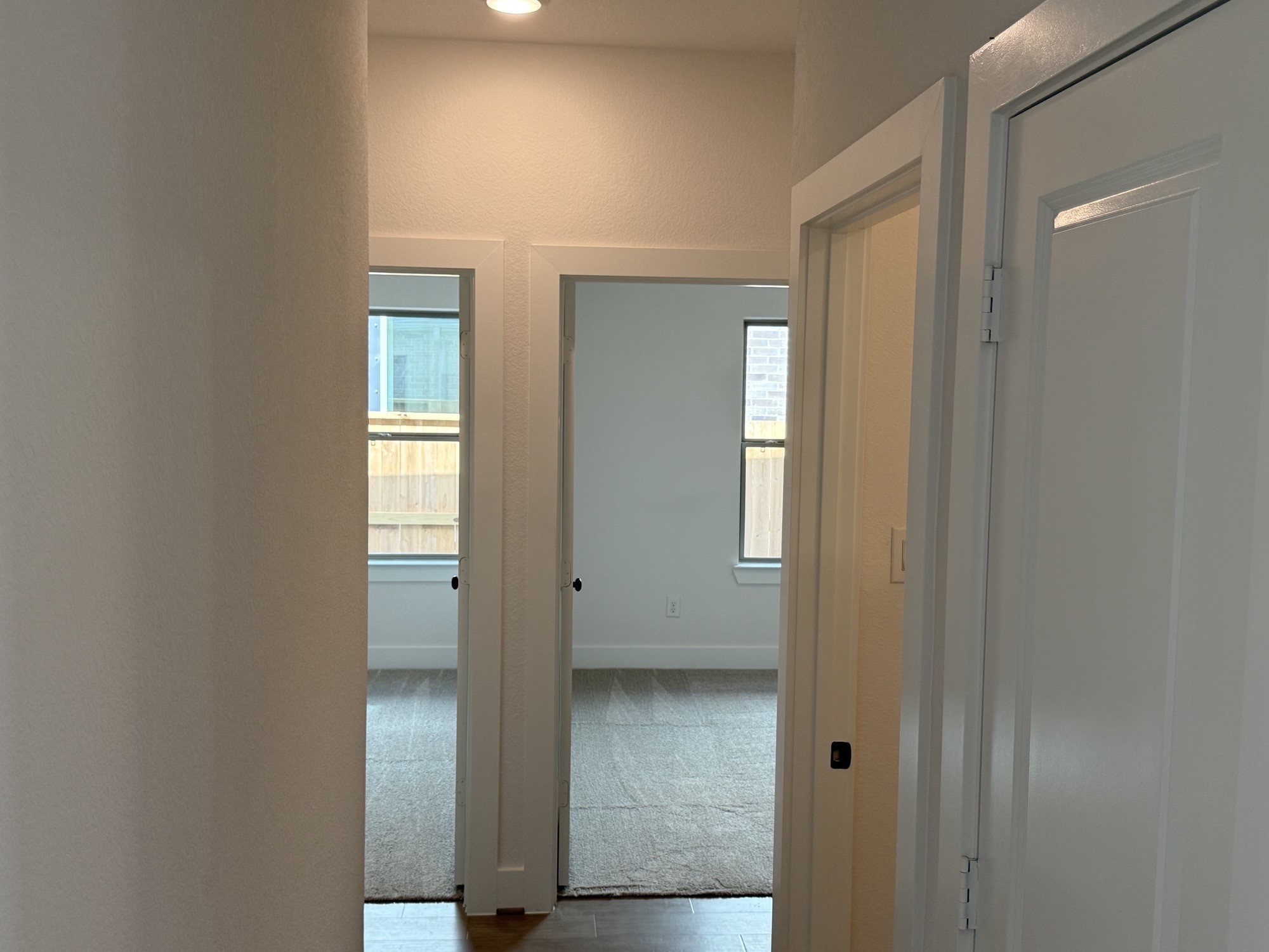 5111 Getty Lane Manvel, TX 77578 - Photo 10 of 38 an empty room with windows and closet