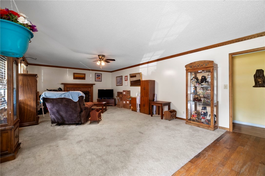 107 Barrington Court Easley, SC 29642 - Photo 6 of 36