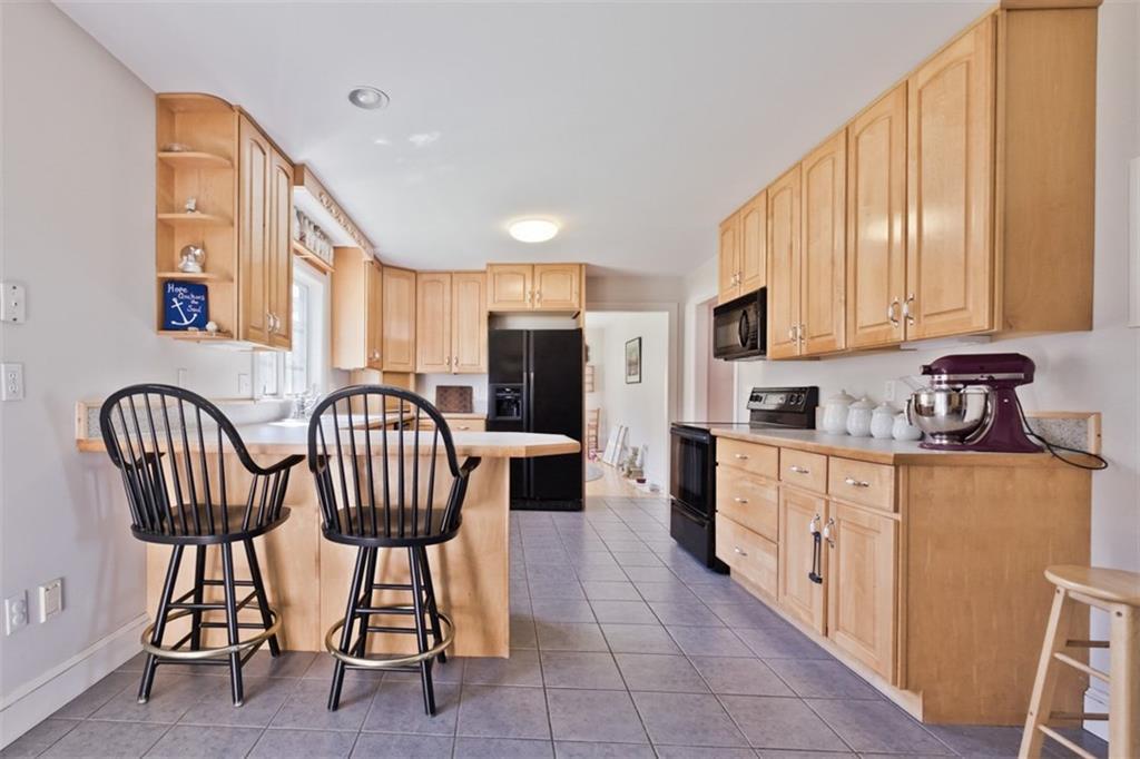 301 Ledge Road Yarmouth, ME 04096 - Photo 10 of 30 Photo