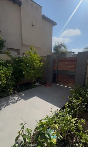 $2,200 | 84 Bellatrix, Irvine, CA 92618