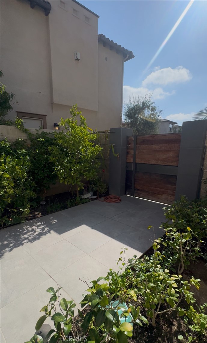 84 Bellatrix Irvine, CA 92618 - Photo 2 of 7