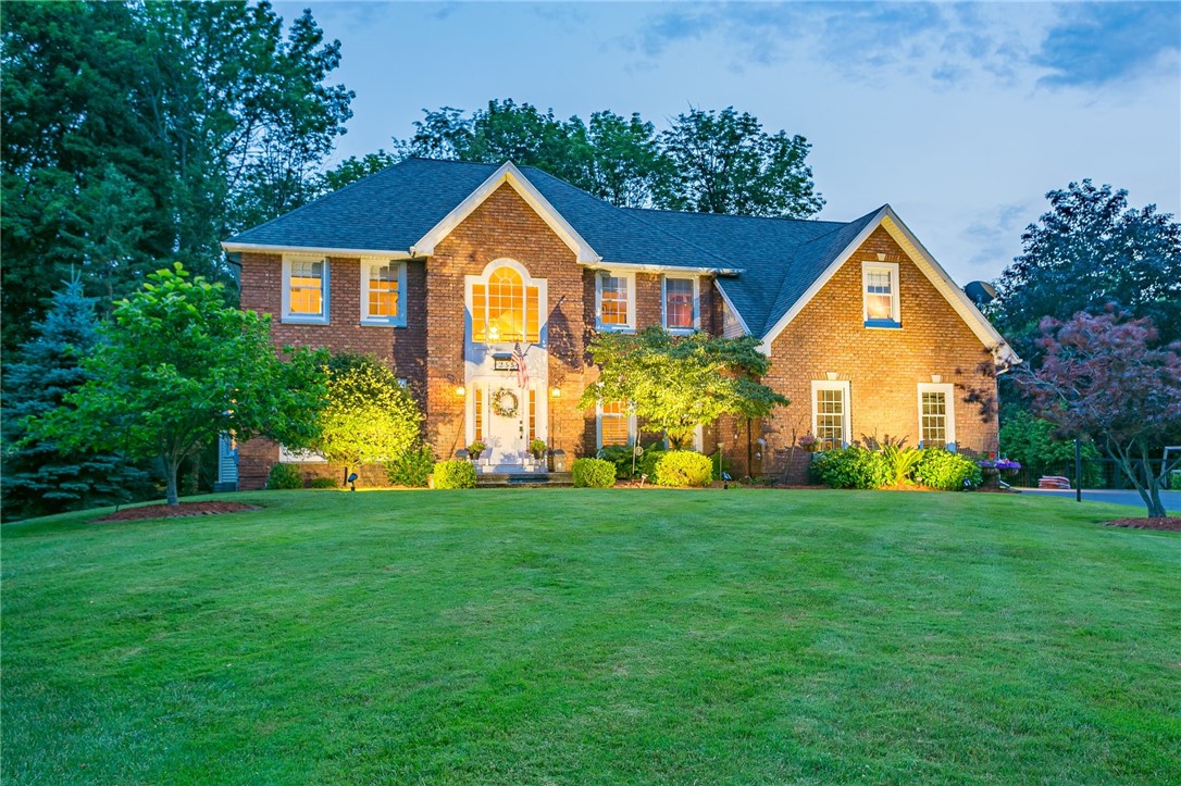 Welcome to 255 Totem Trail!