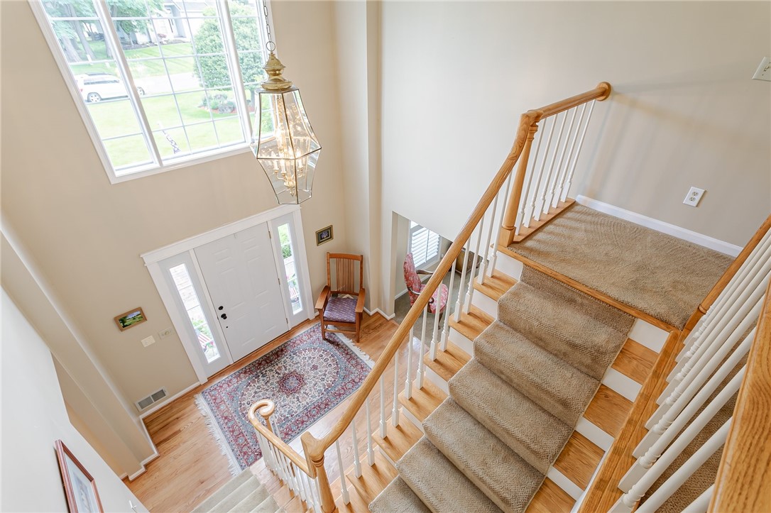 255 Totem Trail Irondequoit, NY 14617 - Photo 22 of 48 View from catwalk of front Foyer & staircase