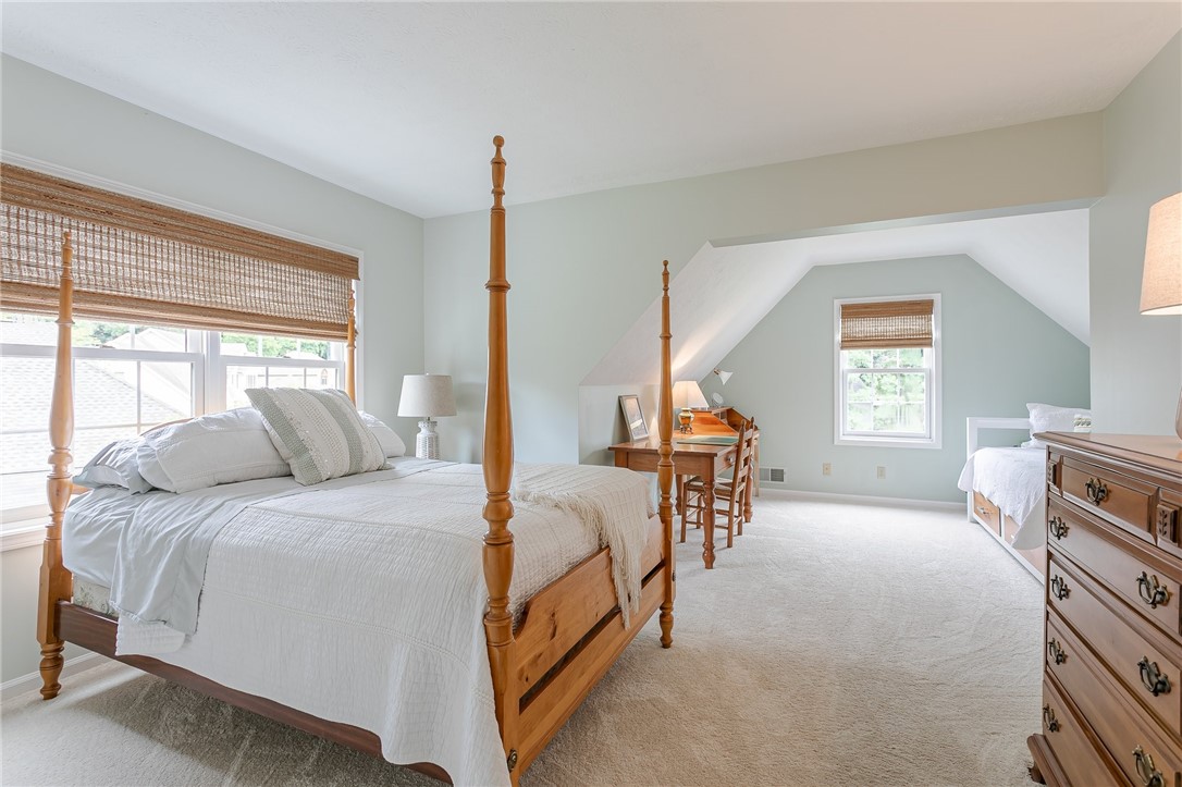 255 Totem Trail Irondequoit, NY 14617 - Photo 24 of 48