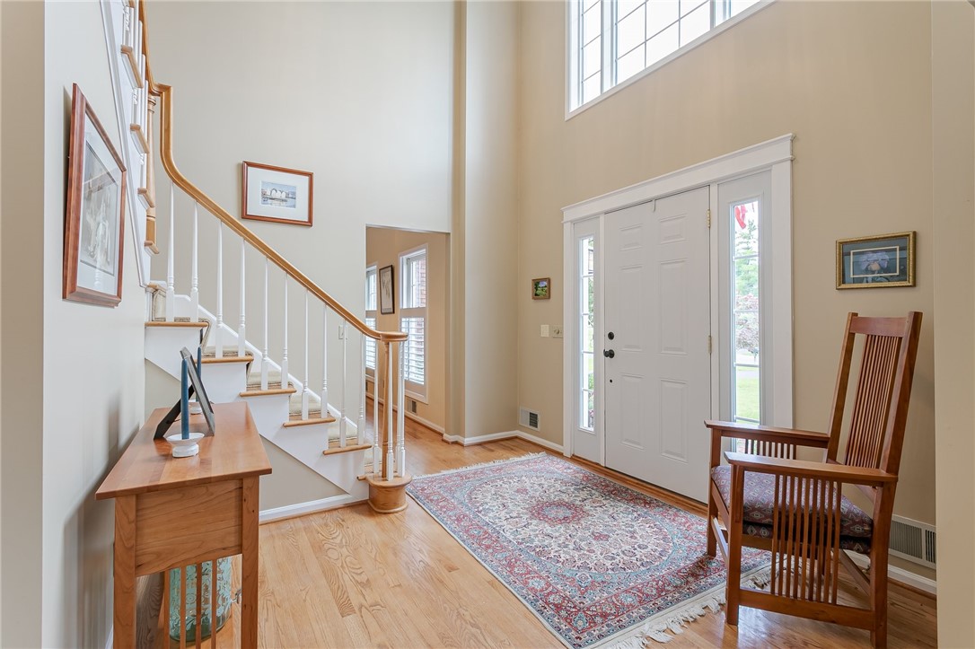 255 Totem Trail Irondequoit, NY 14617 - Photo 7 of 48