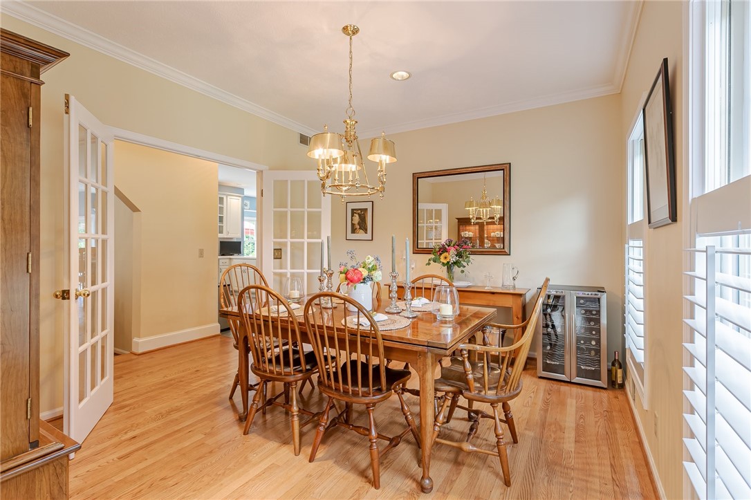 255 Totem Trail Irondequoit, NY 14617 - Photo 9 of 48 Gracious Formal Dining Room with French doors
