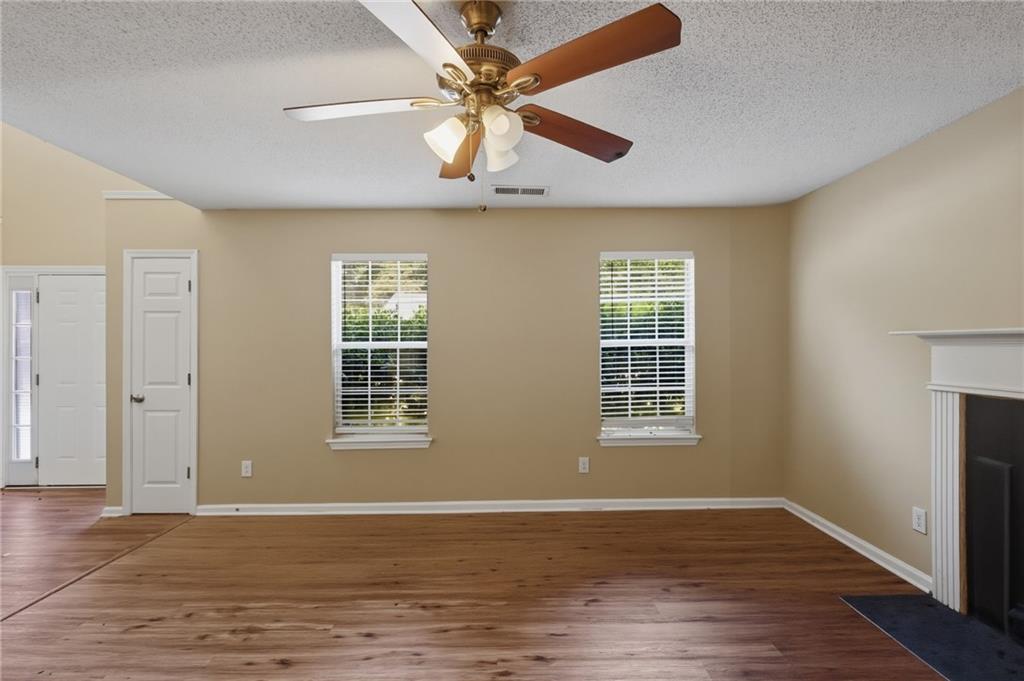 2795 Oxford Drive Decatur, GA 30034 - Photo 7 of 35