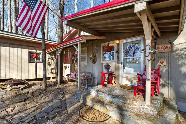 $395,000 | 605 Holiday Haven Drive, Smithville, TN 37166