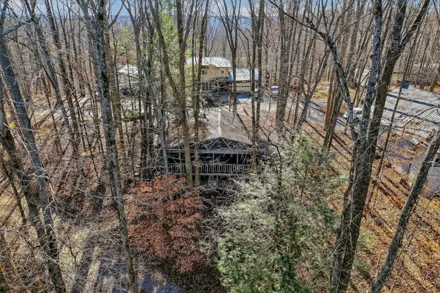 $395,000 | 605 Holiday Haven Drive, Smithville, TN 37166