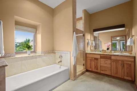 $599,900 | 913 Taulbee Lane, Austin, TX 78757