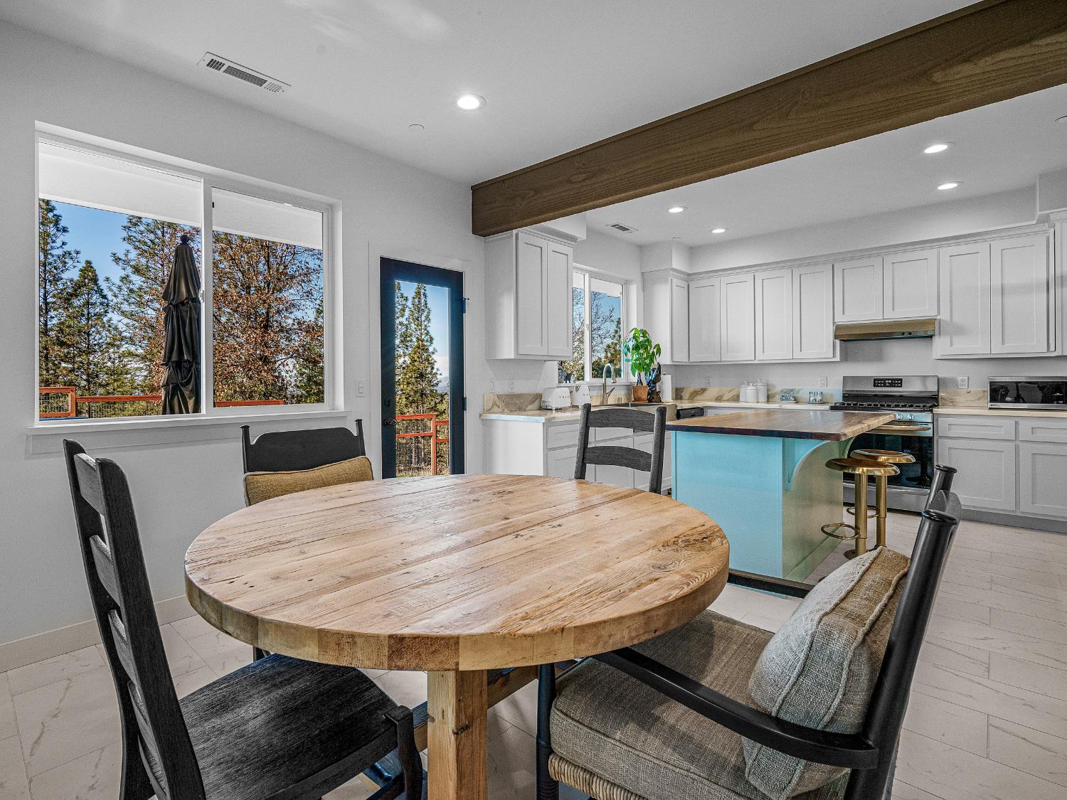 5915 Traverse Creek Road Garden Valley, CA 95633 - Photo 9 of 36