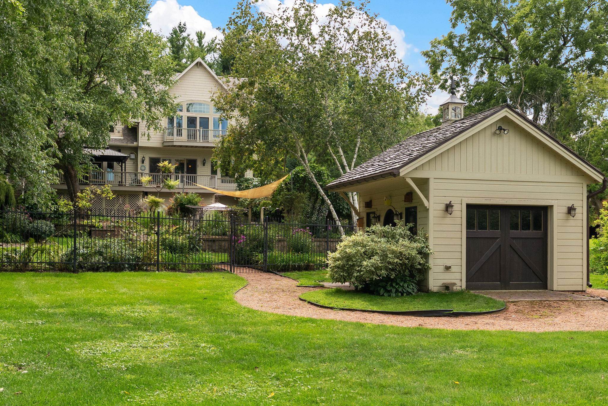 8523 North Stone Farm Road Edgerton, WI 53534 - Photo 4 of 109