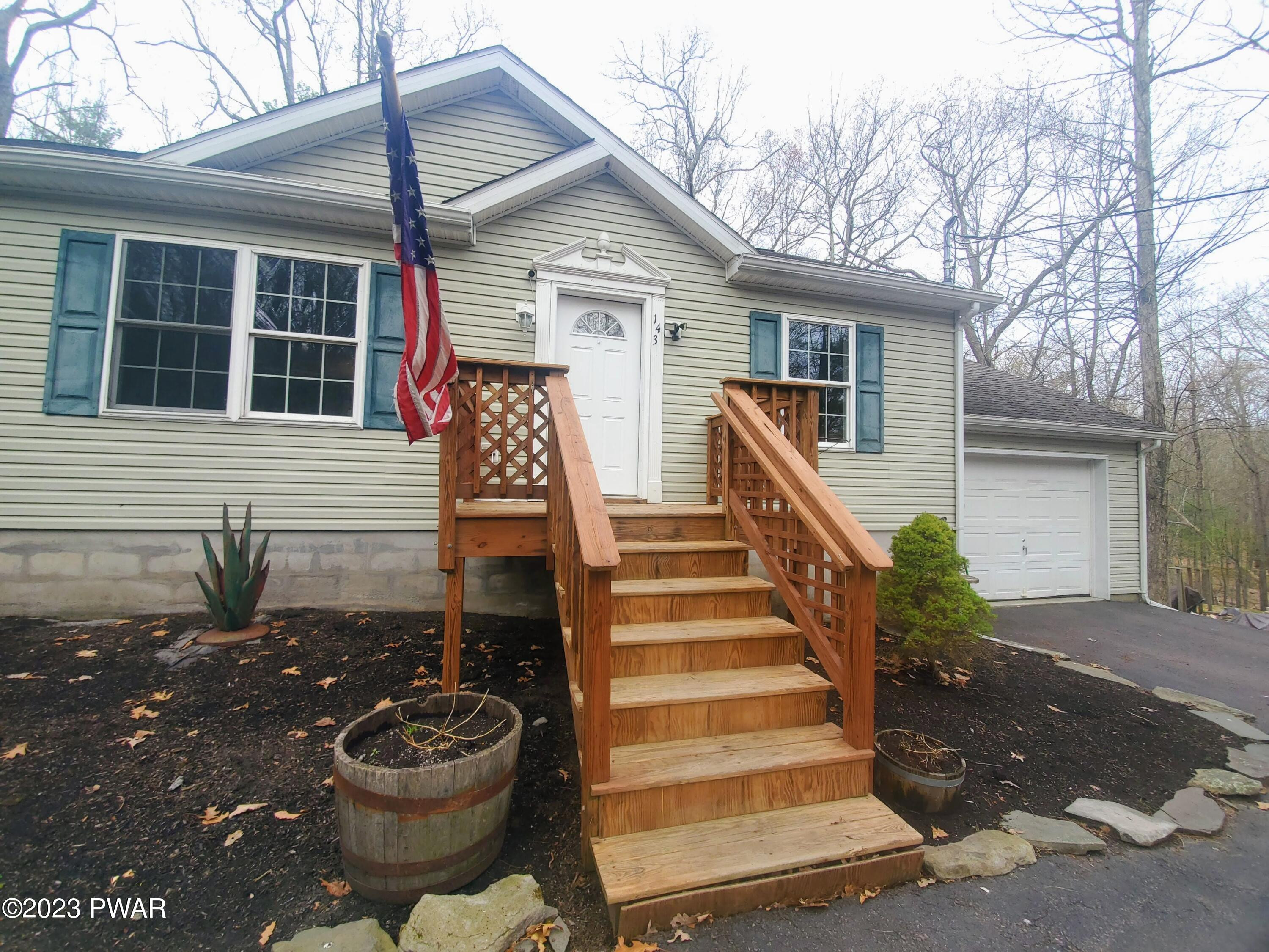 137 Tuckermans Ravine, Unit RAVINE Tafton, PA 18464 - Photo 2 of 29