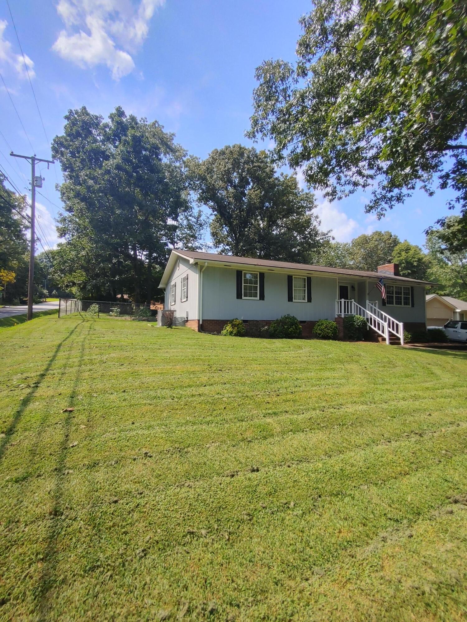 8703 Quail Run Drive Chattanooga, TN 37421 - Photo 2 of 10 Gallery Image 2