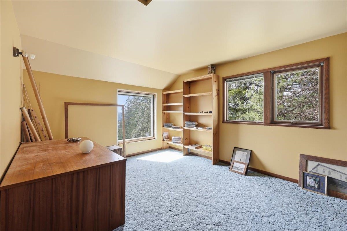 6304 East Custer Lane Spokane, WA 99223 - Photo 15 of 31