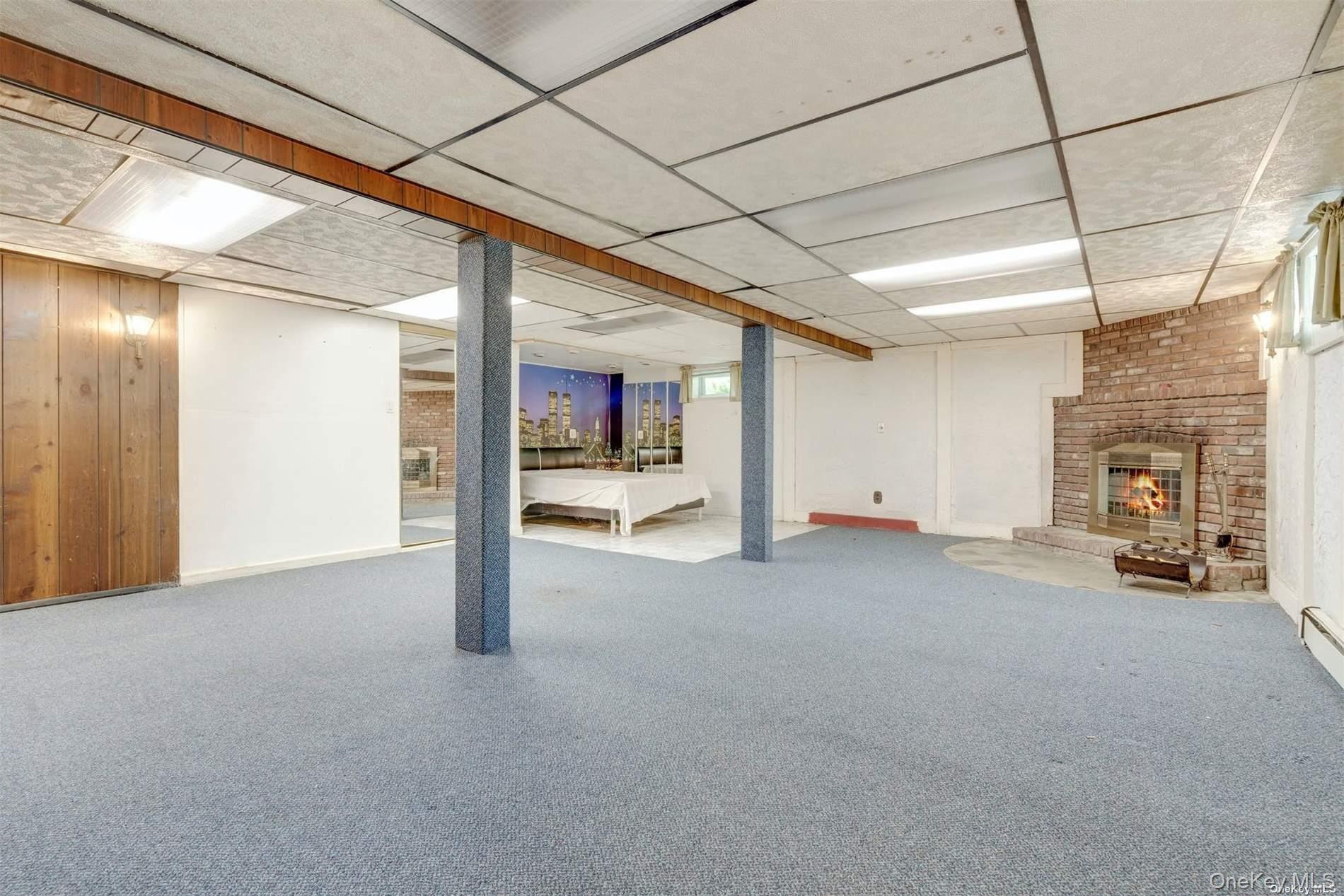 4 Cheshire Road Bethpage, NY 11714 - Photo 27 of 28