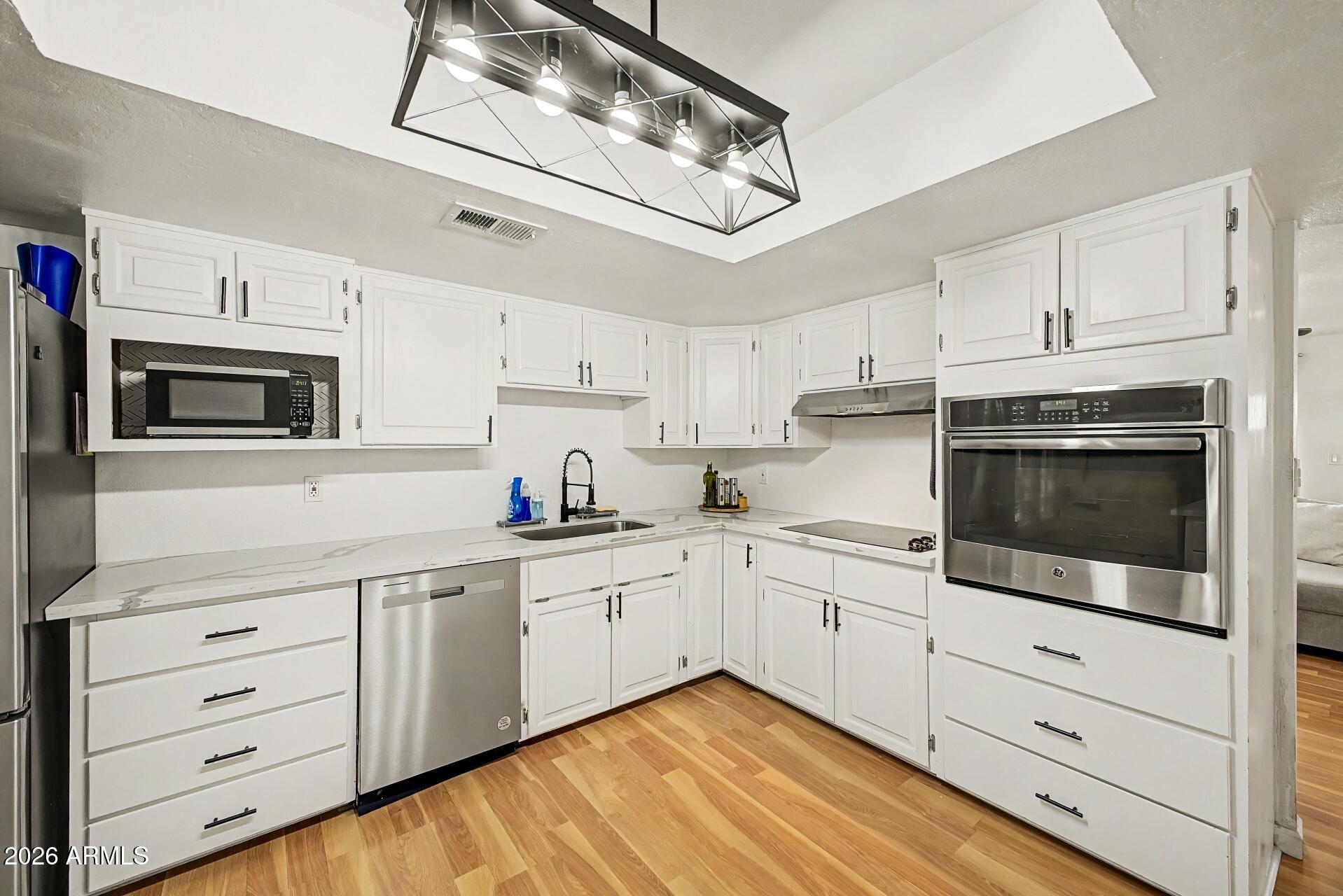 4104 West Butler Drive Phoenix, AZ 85051 - Photo 13 of 30