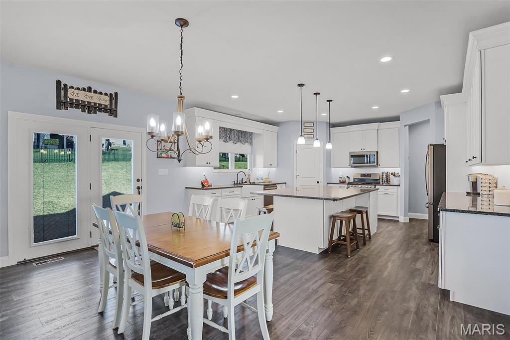 511 John Pitman Drive St. Charles, MO 63304 - Photo 11 of 33