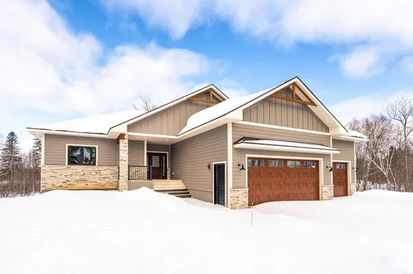 $899,500 | 4891 Peyton Drive, Hermantown, MN 55811