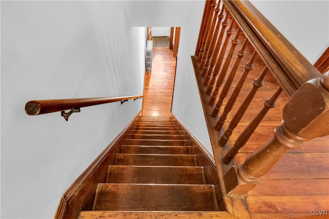 911 Spring Garden Street Easton, PA 18042 - Photo 23 of 48 a view of entryway