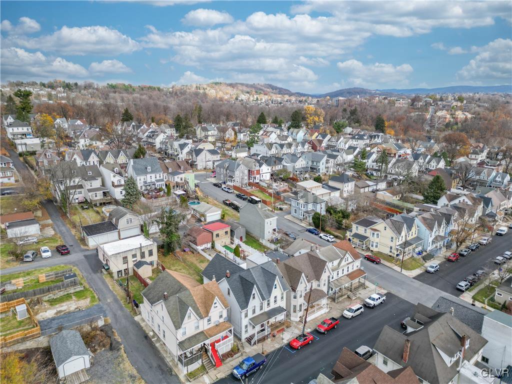 911 Spring Garden Street Easton, PA 18042 - Photo 40 of 48 an aerial view of a city