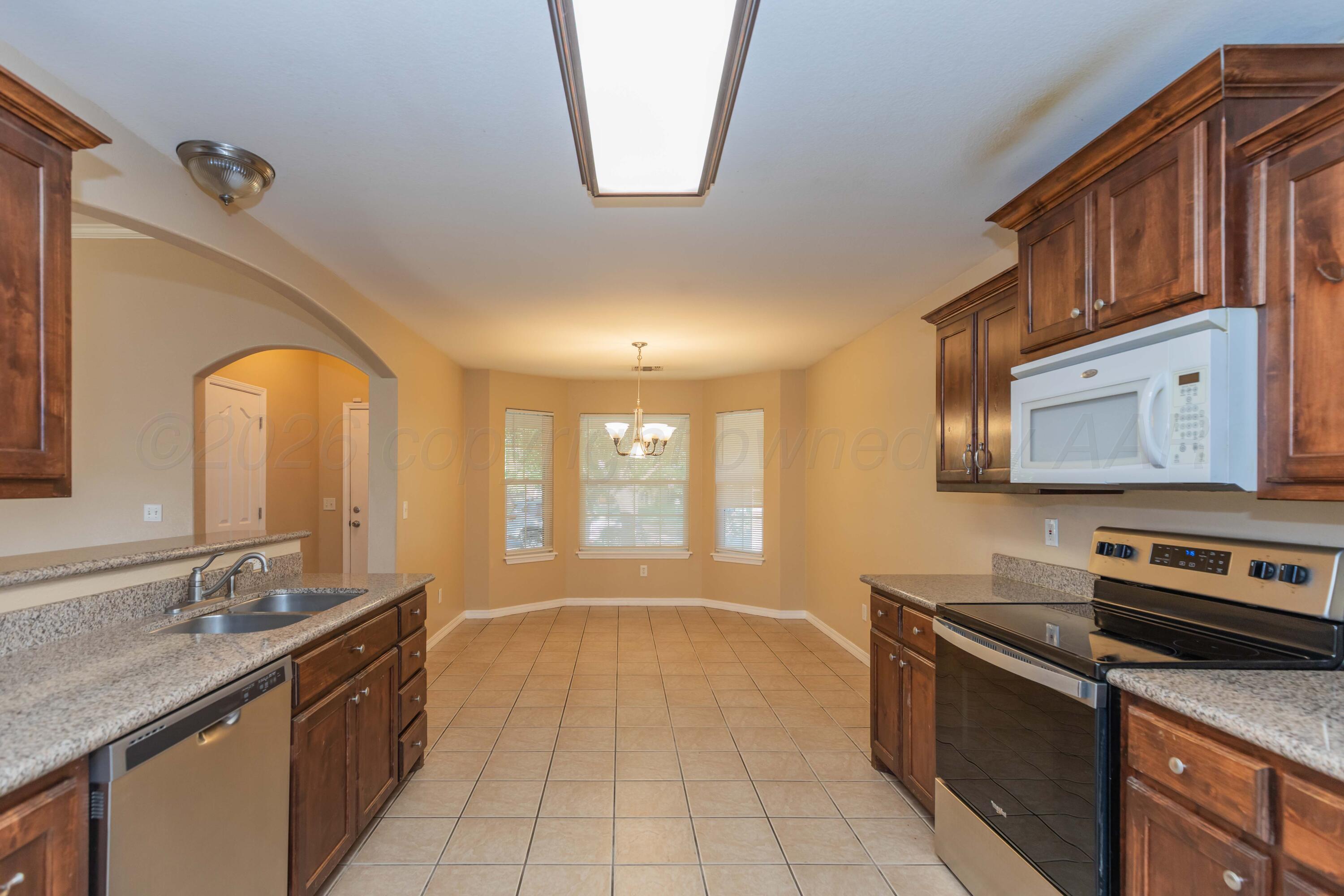 4207 Ross Street Amarillo, TX 79118 - Photo 12 of 40 KITCHEN VIEW 4