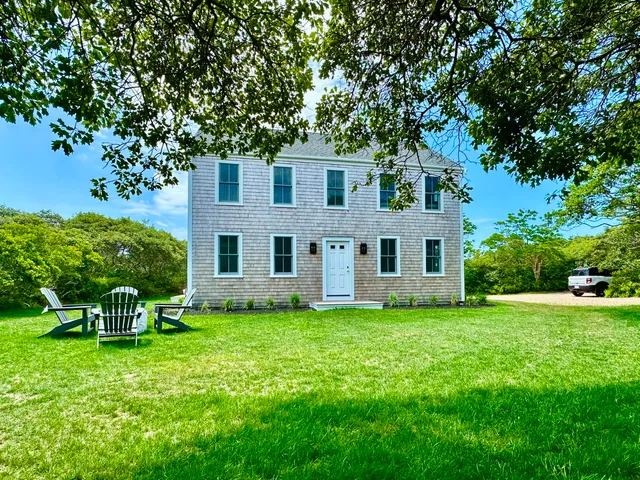 $2,549,000 | 14 Flintlock Road, Nantucket, MA 02554