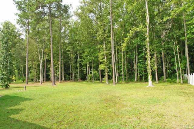 Neighborhood open space behind house gives lots of privacy Other
