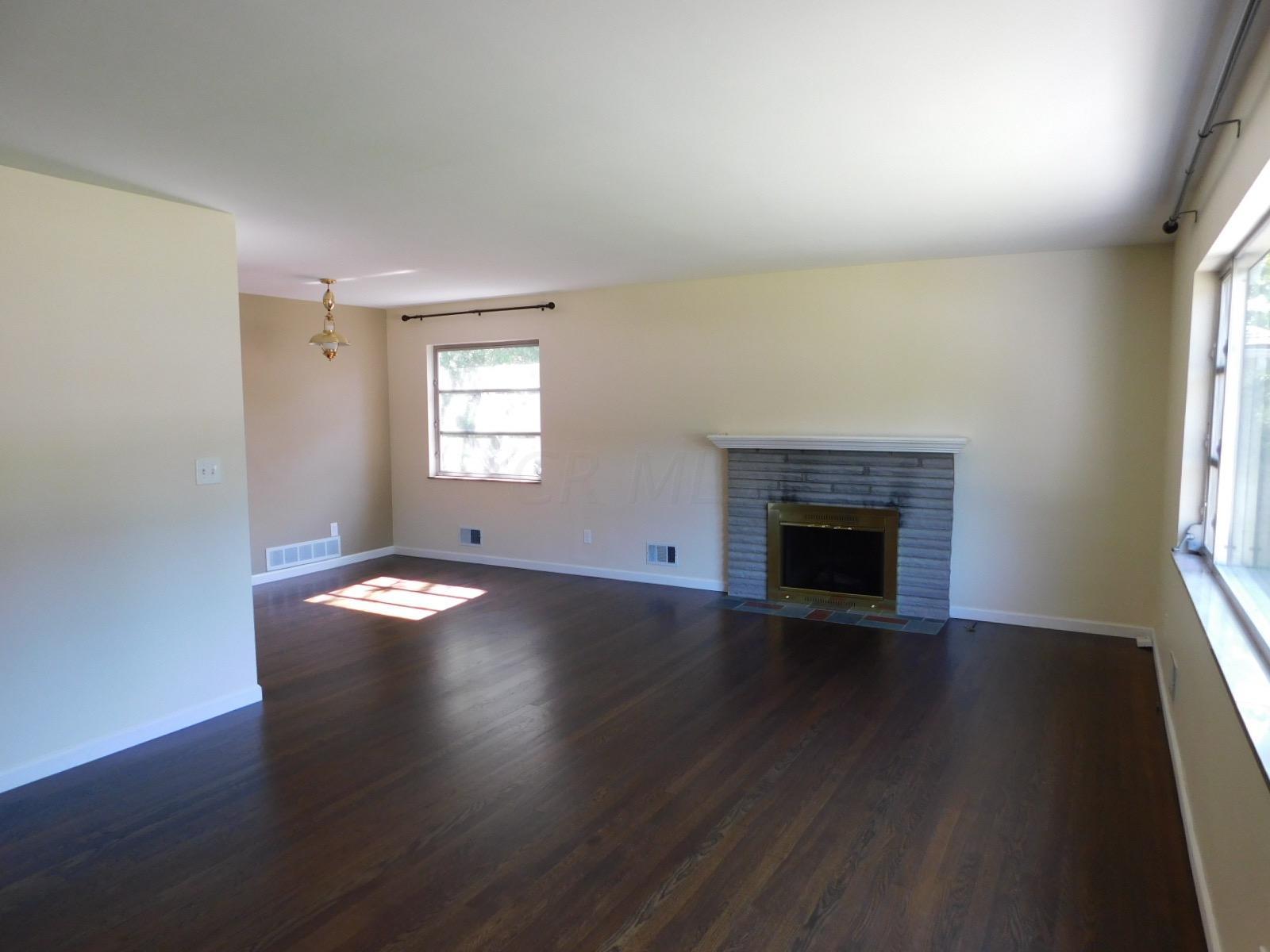 2657 Shrewsbury Road Columbus, OH 43221 - Photo 5 of 19