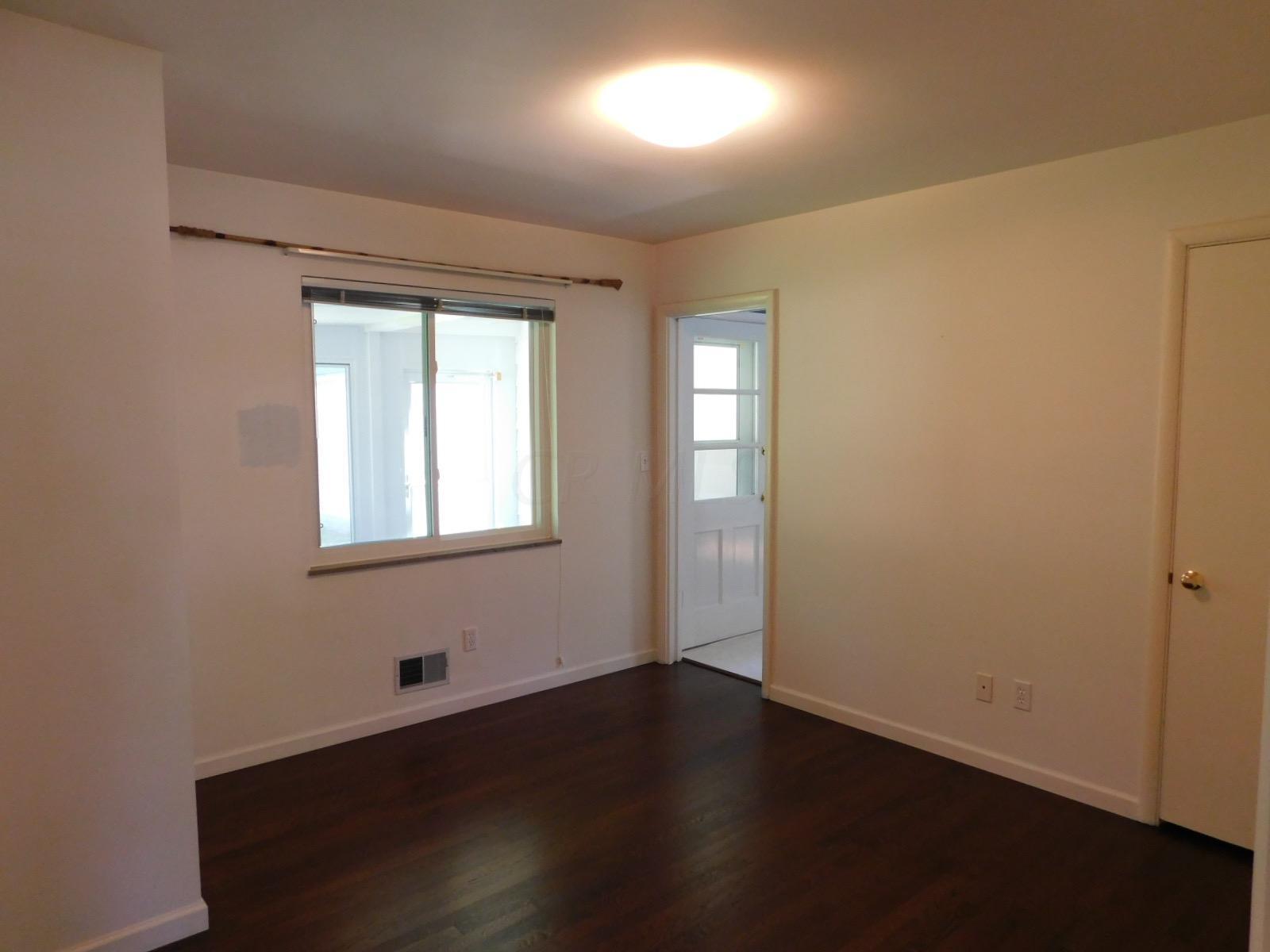 2657 Shrewsbury Road Columbus, OH 43221 - Photo 10 of 19