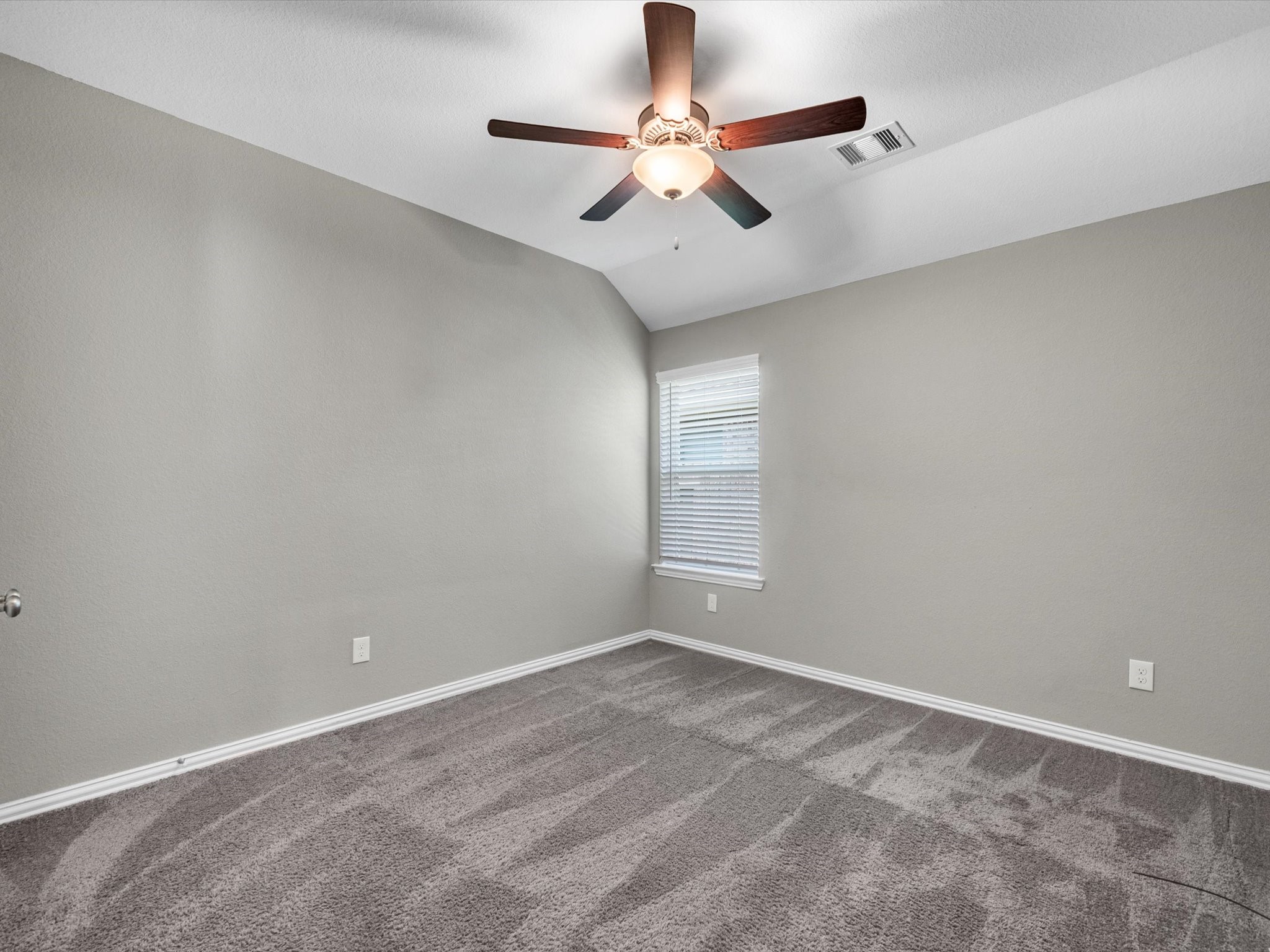 31120 Aspen Gate Trail Spring, TX 77386 - Photo 20 of 33 a view of room with a ceiling fan and window