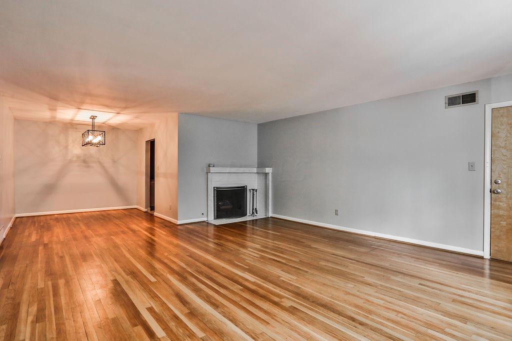 2565 Charing Road, Unit 5 Columbus, OH 43221 - Photo 4 of 15