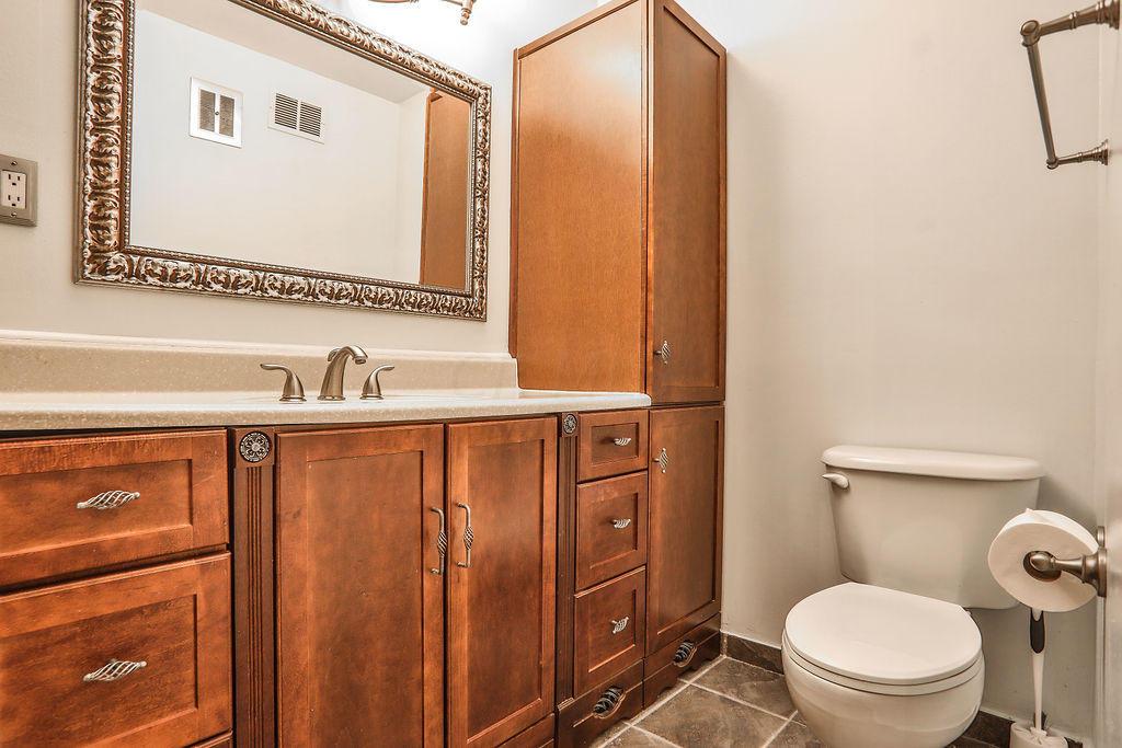 2565 Charing Road, Unit 5 Columbus, OH 43221 - Photo 9 of 15